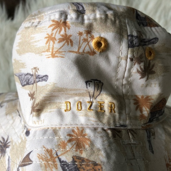 Dozer Reversible Bucket Hat - Picture 2 of 5
